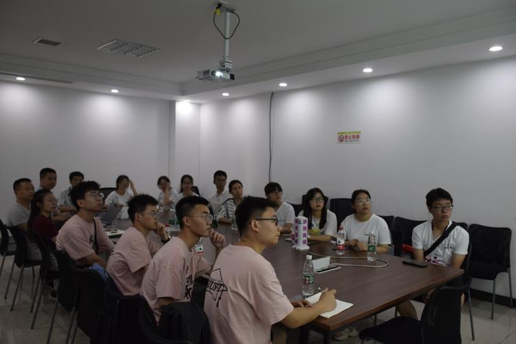 傳承貴州家譜酒文化的創(chuàng)新與保護(hù)之路