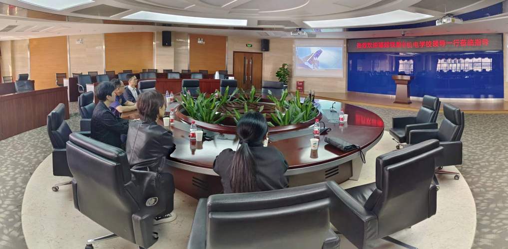 貴州家譜酒適合家庭聚餐與朋友聚會(huì)