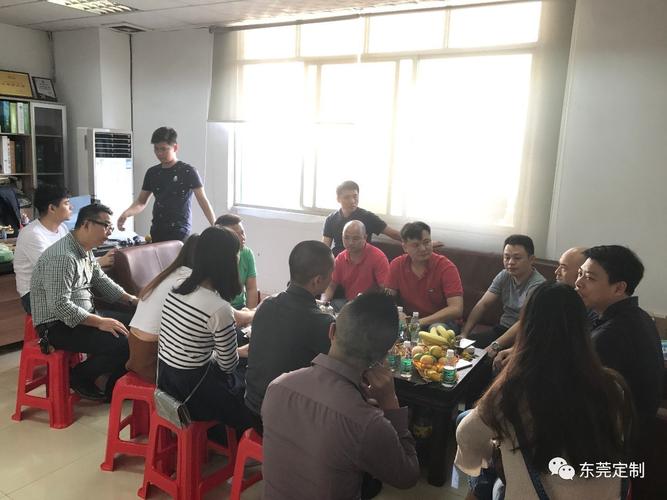 貴州家譜酒節(jié)日禮盒創(chuàng)意設(shè)計精選