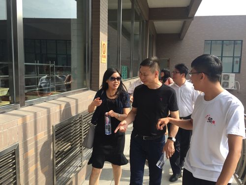 貴州家譜酒文化活動(dòng)引領(lǐng)傳統(tǒng)與創(chuàng)新